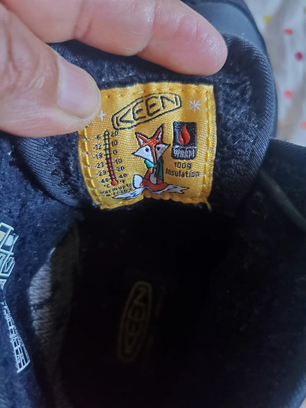 KEEN Kids'  Howser Chukka  Black Winter Ankle Boots Size 11.